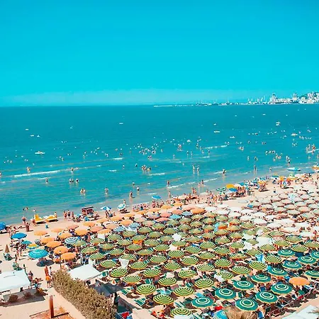 아파트 Da Vinci Apartments, Durres, Near The Durrës